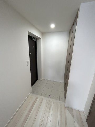 玄関　収納もある玄関です