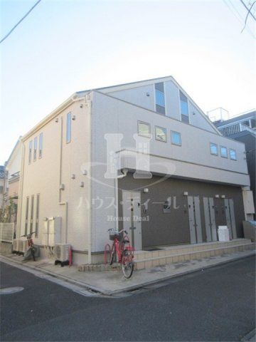 建物外観　落ち着いた雰囲気の外観です