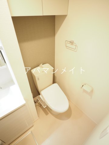 トイレ　ウォシュレット付きです