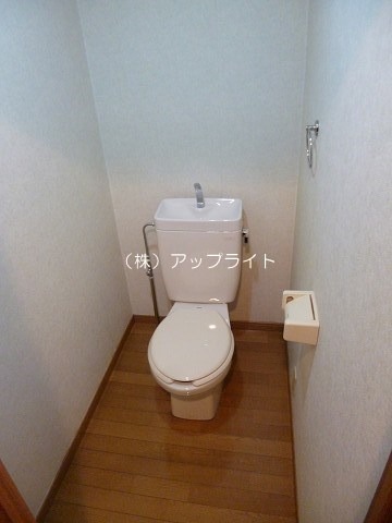 トイレ　トイレ