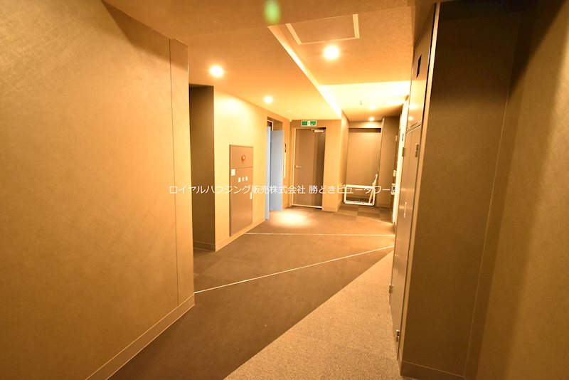 ロビー　冬でも寒くない共用廊下