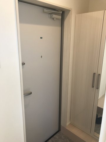 玄関　参考写真