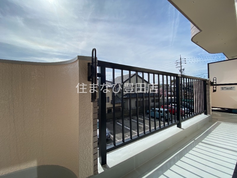 バルコニー　同型別部屋写真