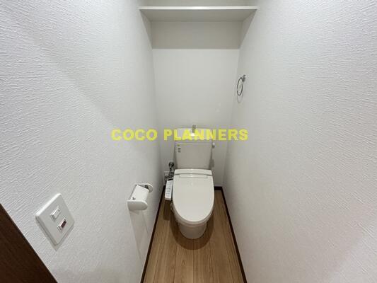 トイレ　※別号室の写真です。現況優先となります。