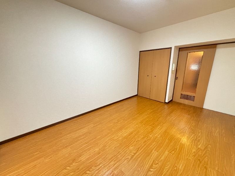 居室・リビング　別号室イメージ