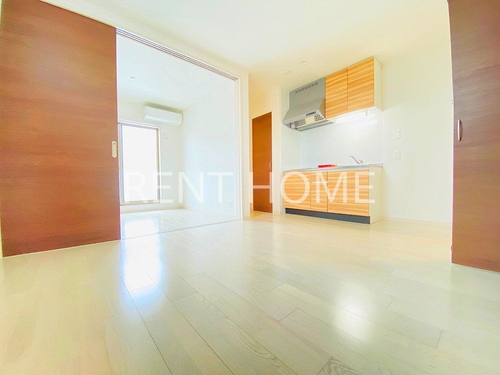 居室・リビング　リビング～洋室