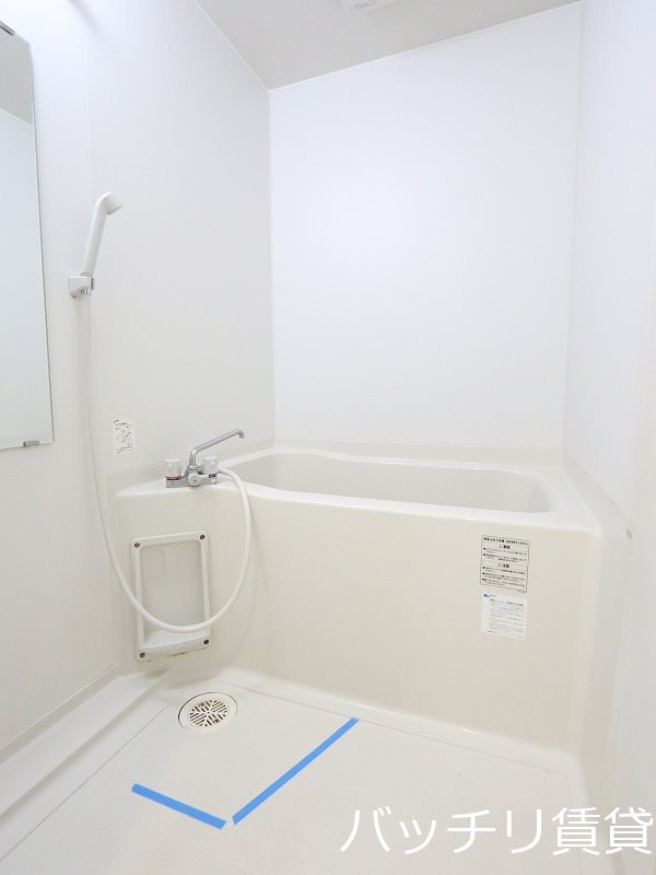 バス・シャワールーム　別部屋の為、現状優先