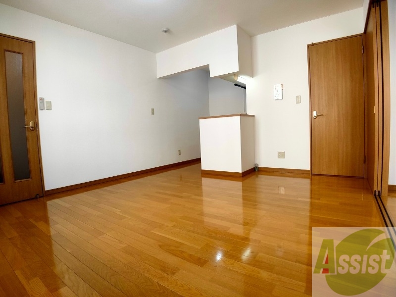 居室・リビング　広くてキレイなＬＤＫが広がっていて、充実した生活が送れそう。