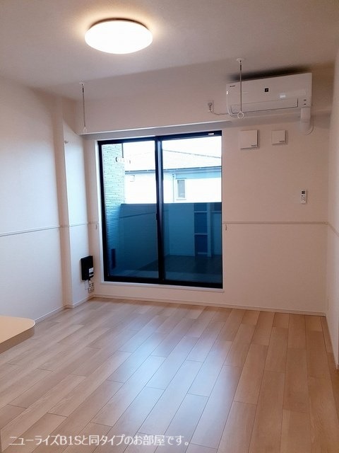 居室・リビング　ＬＤＫはエアコン完備のフローリング調