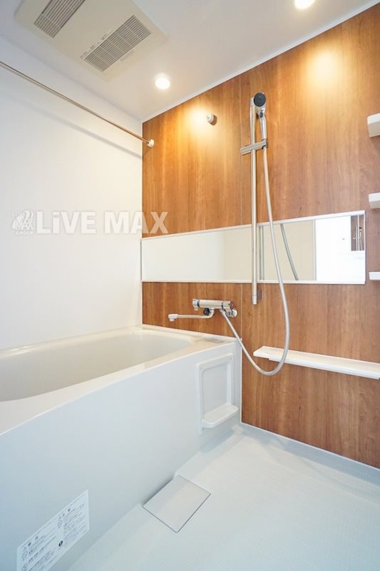 バス・シャワールーム　※写真と異なる場合は現状優先