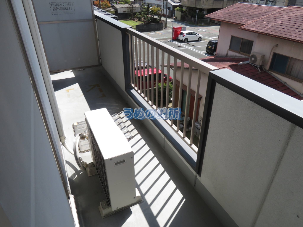 バルコニー　バルコニー