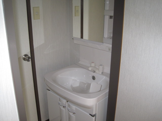 洗面設備　同型タイプ