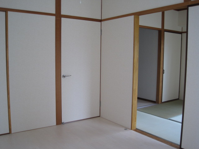 収納　同型タイプ