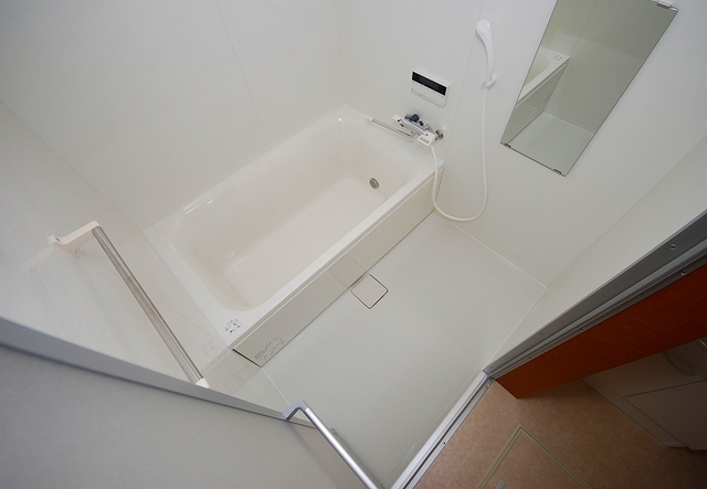 バス・シャワールーム　お風呂