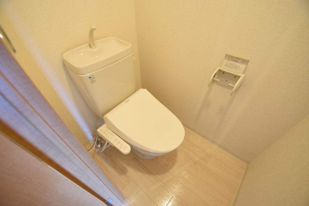 トイレ　シャワー付トイレ