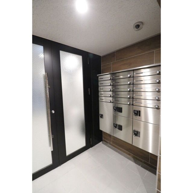 ロビー　宅配ボックス