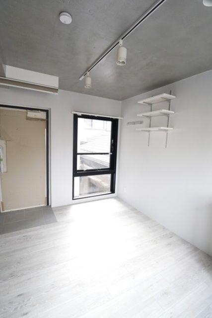 居室・リビング　居室