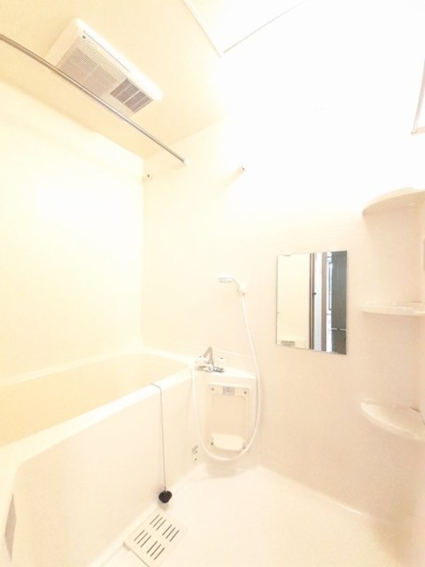 バス・シャワールーム　図面と現状に相違がある場合には現状を優先