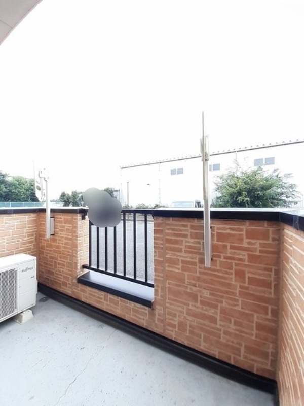 バルコニー　図面と現状に相違がある場合には現状を優先