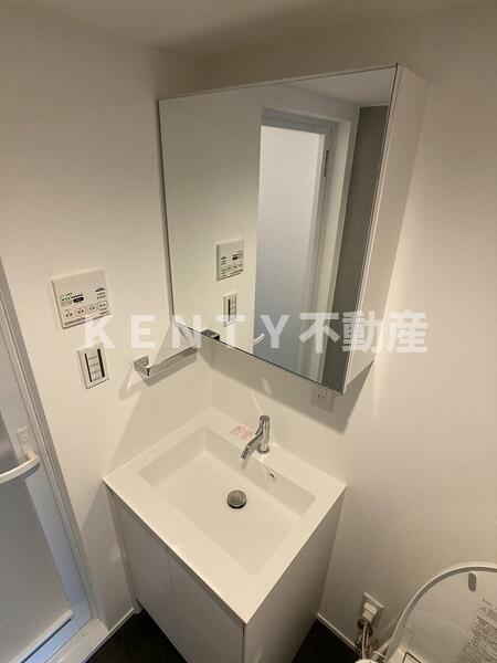 洗面設備　忙しい朝には欠かせない洗面所です