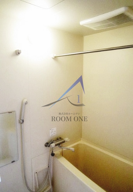 バス・シャワールーム　お風呂です。