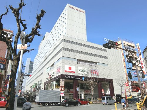 ホームセンター　東急ハンズ 江坂店（ホームセンター）まで594m