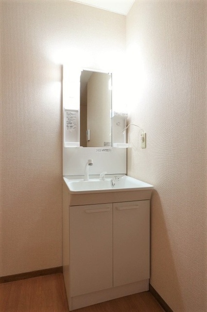 洗面設備　洗髪洗面化粧台