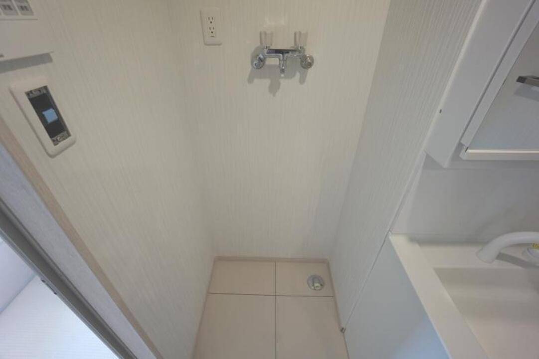 洗面設備　洗濯機置場