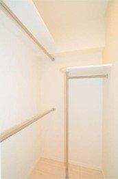 収納　【参考写真】同シリーズの別物件の室内写真