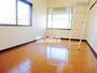 居室・リビング　広々としたフローリングのお部屋です！