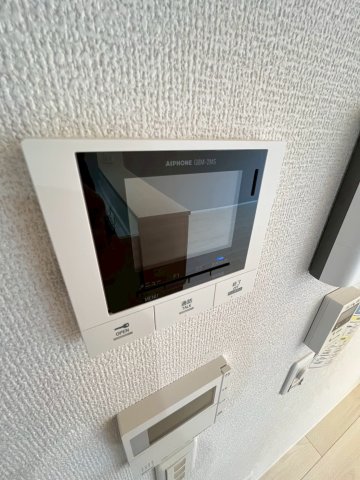 セキュリティ　同物件、別号室の参考写真です。