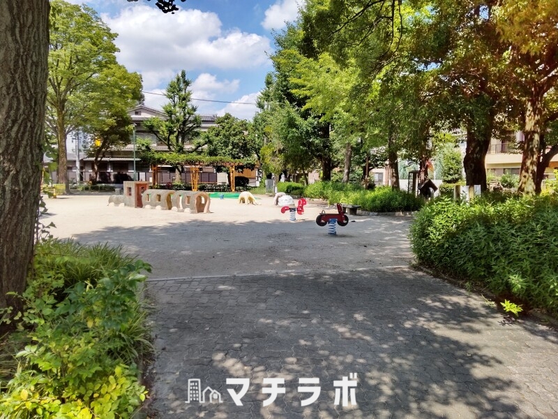 公園　仲田公園（公園）まで666m