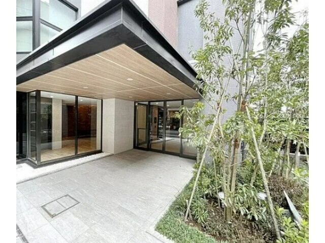 エントランス　建物の内部です