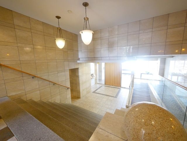 エントランス　★お部屋探しはタウンハウジング稲田堤店まで★