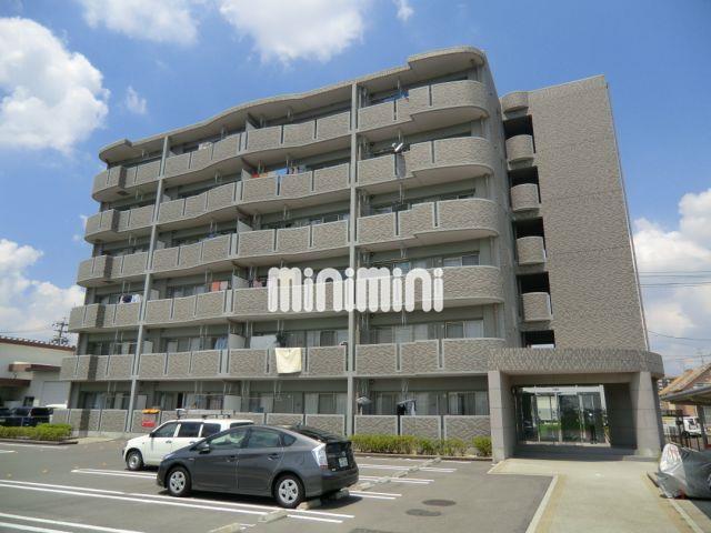 建物外観　南向きで日当たりが良く、広いベランダが嬉しい。