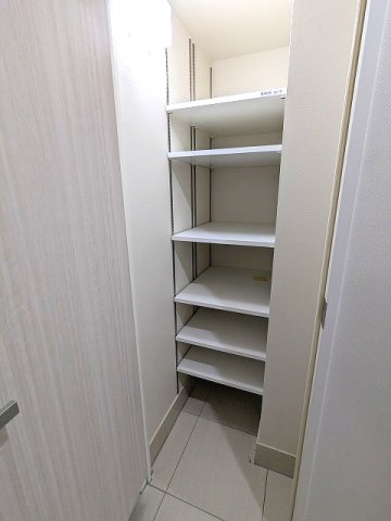 玄関　シューズインクローゼット