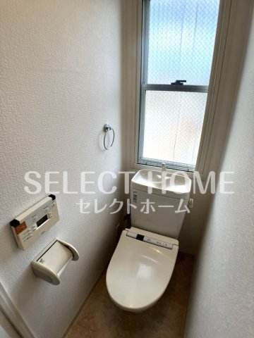 トイレ　コンパクトで使いやすいトイレです