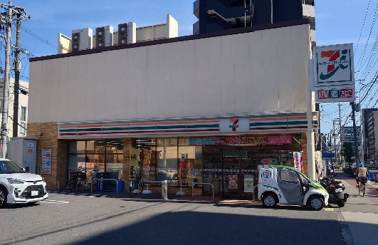 コンビニ　セブンイレブン 大阪中本5丁目店（コンビニ）まで200m