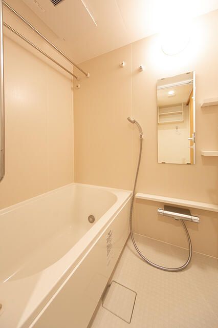 バス・シャワールーム　※写真は同タイプ住戸です