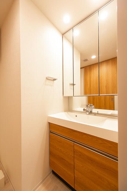 洗面設備　※写真は同タイプ住戸です