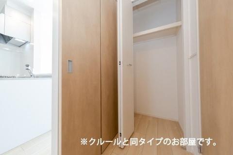 収納　クローゼット