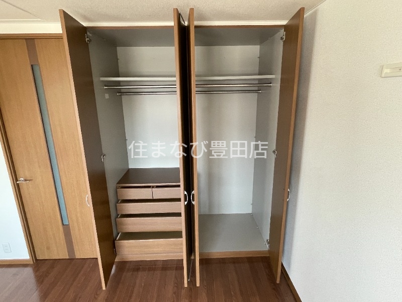 収納　同型タイプ