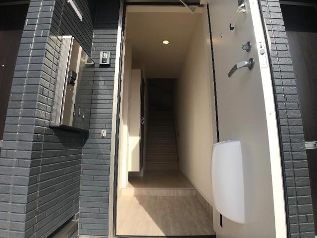玄関　玄関（イメージ）