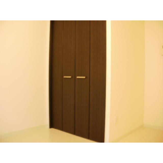 収納　※別部屋参考写真です