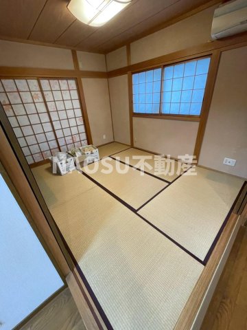 居室・リビング　きれいな和室です