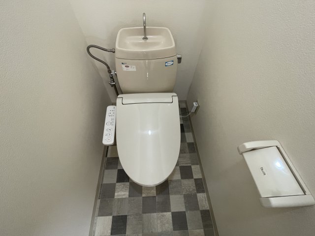 トイレ　別部屋参考
