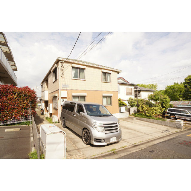 建物外観　全室角部屋構造！