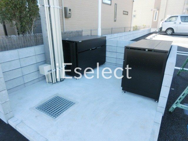 その他　敷地内ダストＢＯＸ。
