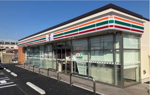 コンビニ　セブンイレブン 神戸魚崎南町4丁目店（コンビニ）まで752m
