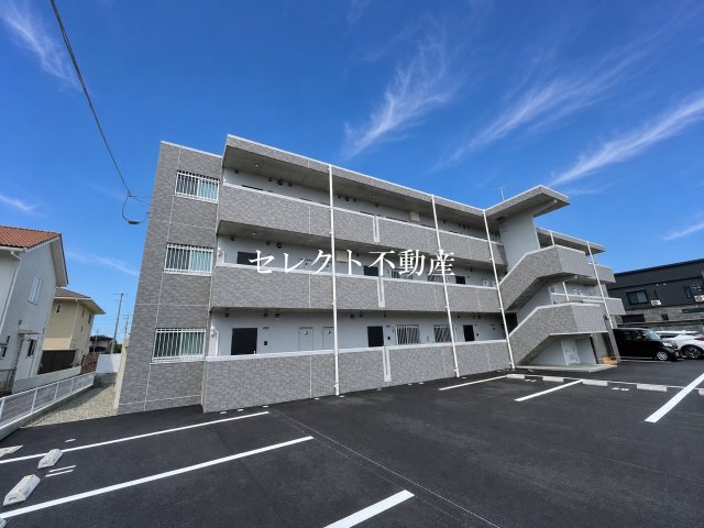 建物外観　【ジャルディーノ】